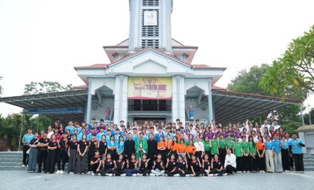 Giáo Hạt Tây Bắc Phú Thọ:  Khai Giảng Khóa Linh Hoạt Viên Và Sinh Hoạt Giới Trẻ Niên Khóa 2025-2026