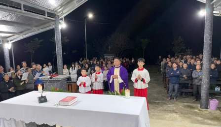 Giáo xứ Vân Đồn: Thánh Lễ Cầu Nguyện Cho Các Tín Hữu Đã Qua Đời