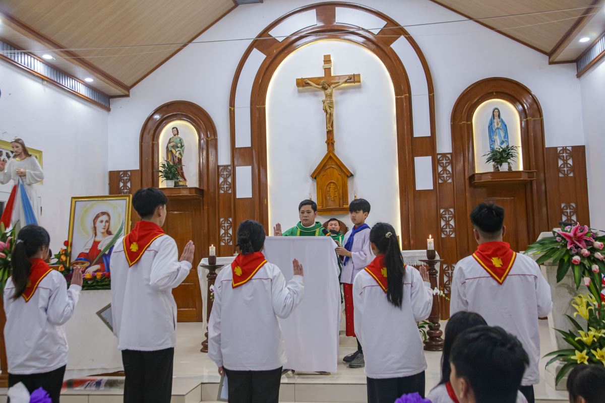 Trình diện, tuyên hứa và trao bổ nhiệm thư cho Ban Quản trị Xứ đoàn