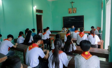 Thiếu Nhi Thánh Thể Hiệp đoàn Phêrô Nguyễn Khắc Tự họp sơ kết 6 tháng đầu năm 2026 và đề ra phương hướng hoạt động 6 tháng cuối năm