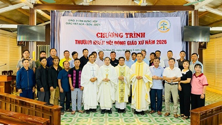 Giáo Hạt Hòa Bình – Sơn La – Điện Biên: Hành Trình Thường Huấn Ban Hành Giáo Tại Vùng Ngoại Biên Nậm Pồ