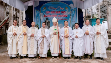 Thánh Lễ Tạ Ơn Mừng Công Nhà Thờ Và Làm Phép Chuông Chuẩn Xứ Đồng Hoa