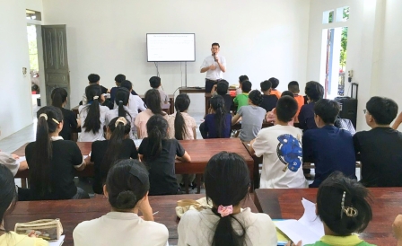 Giáo xứ Đồng Cạn tổ chức khóa học hè dành cho thiếu nhi