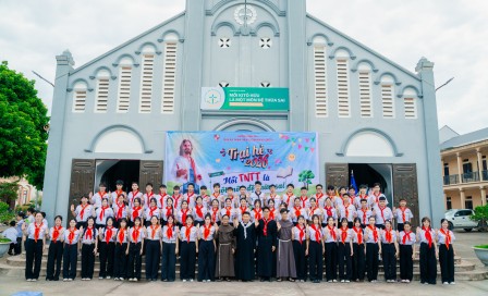 Giáo xứ Vĩnh Thọ: Mừng lễ quan thầy Thánh Maria Goretti và khai mạc Trại hè Thiếu Nhi Thánh Thể 2026