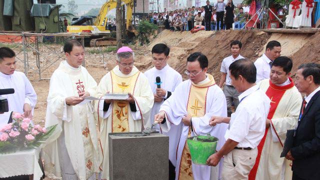 Bài giảng của Đức cha Anphong trong Thánh lễ khởi công xây dựng nhà thờ Bắc Cường giáo xứ Lào Cai