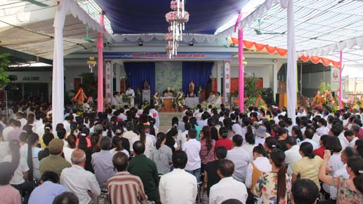 Đêm văn nghệ chào mừng quyết định thành lập giáo xứ Điện Biên